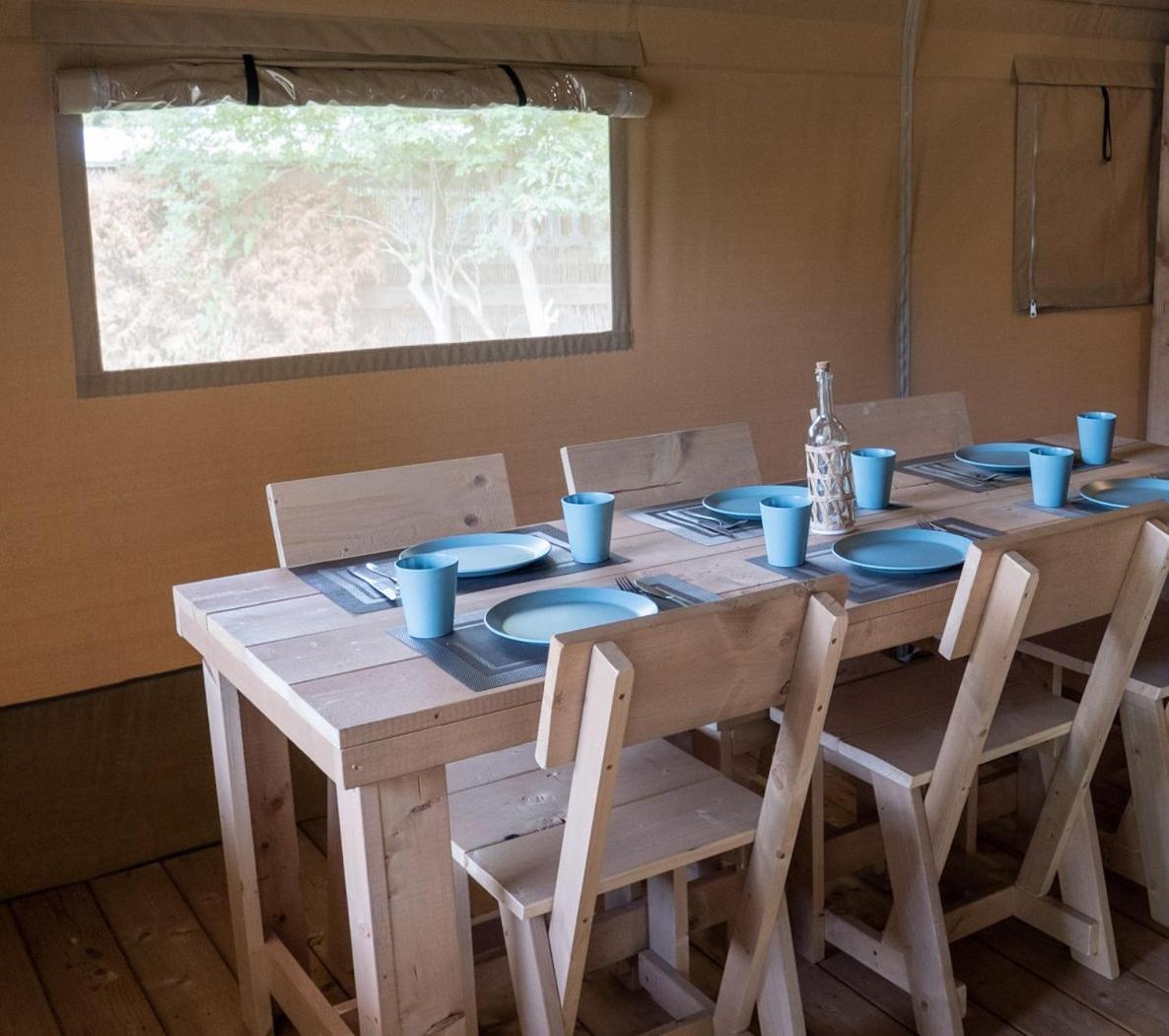 Luxury tent Camp *